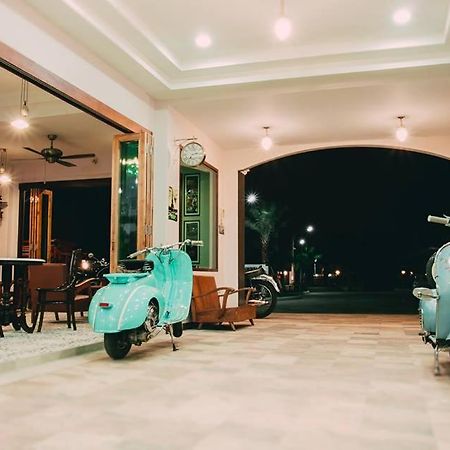 Baan Kiang Wang Phetchaburi Exterior foto